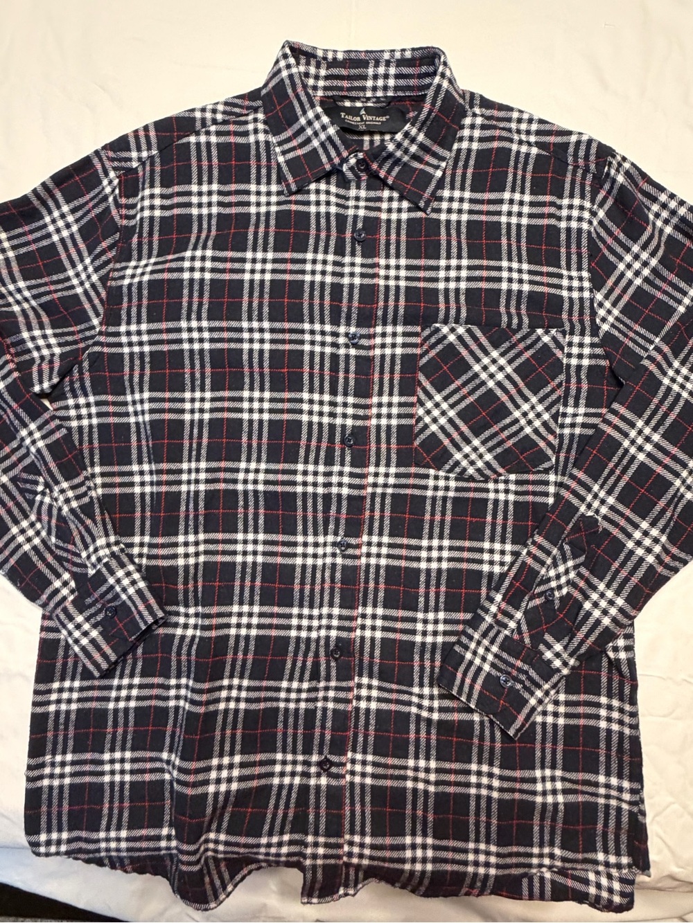 Tailor Vintage Navy White and Red Plaid Flannel Button-Down Shirt XL